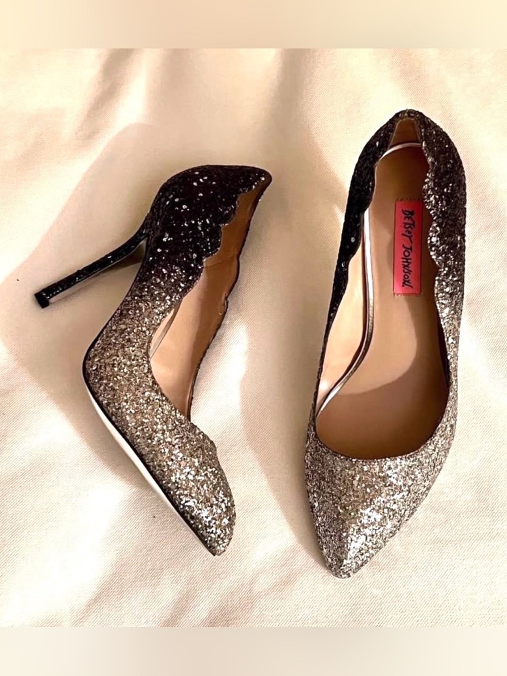 Sex And The City Carrie Bradshaw Style Betsey Johnson Sparkly Glitter Heels